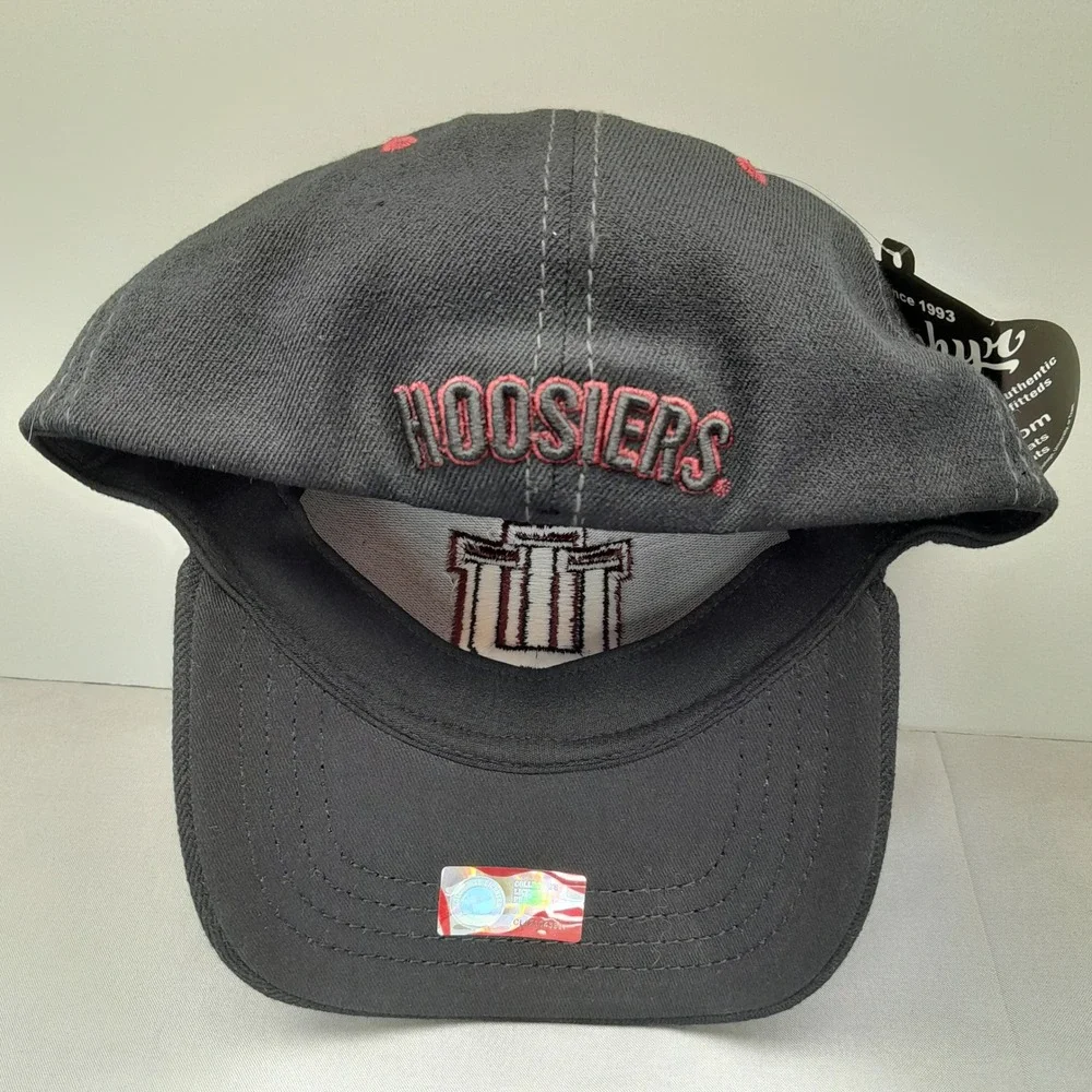 Zephyr Indiana University Hoosiers IU Hat Mens M/L Stretch Fit Charcoal Grey Cap